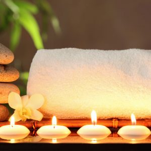 candles-and-towel-154418691
